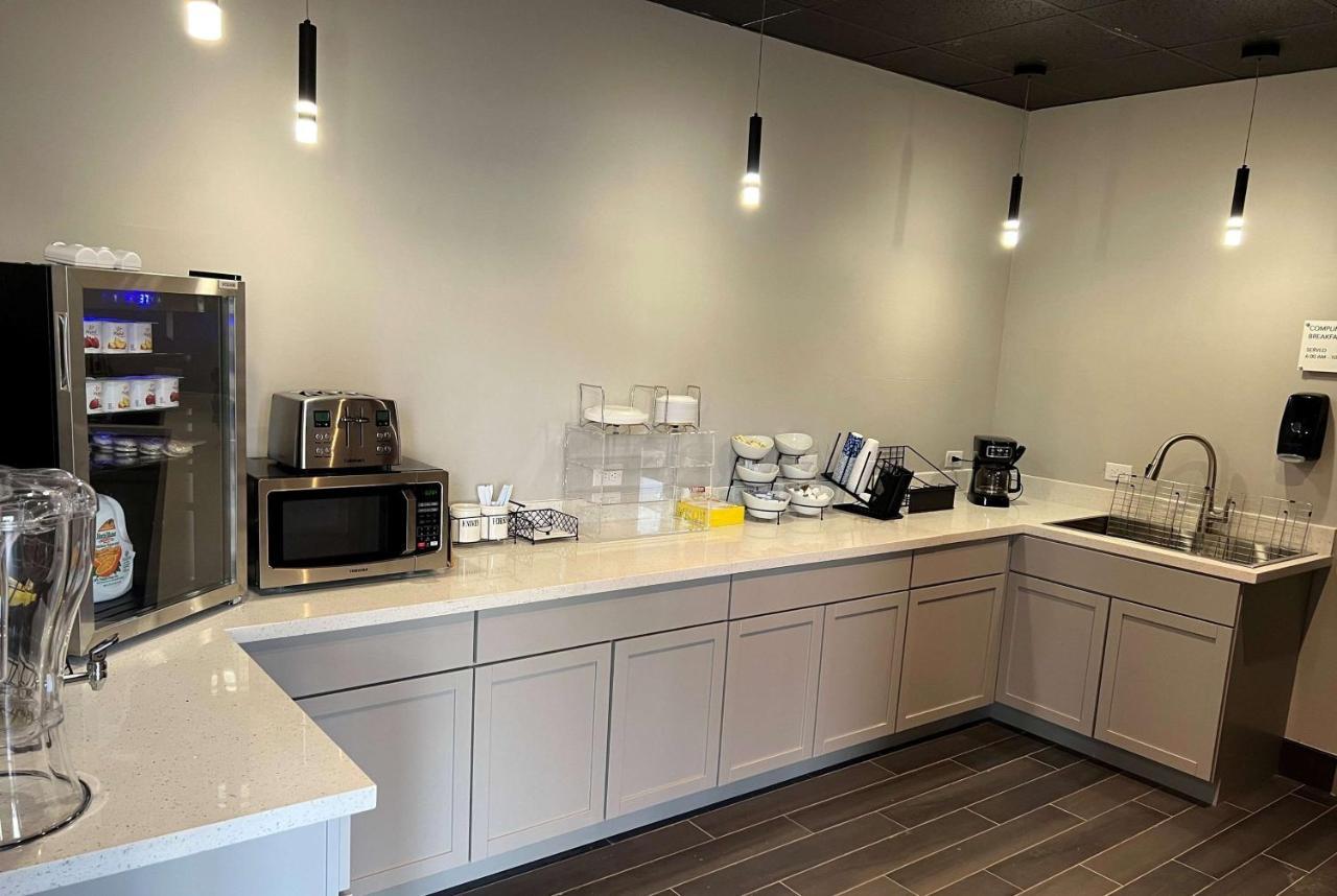 Ramada By Wyndham Studio Suites Dothan Exterior foto