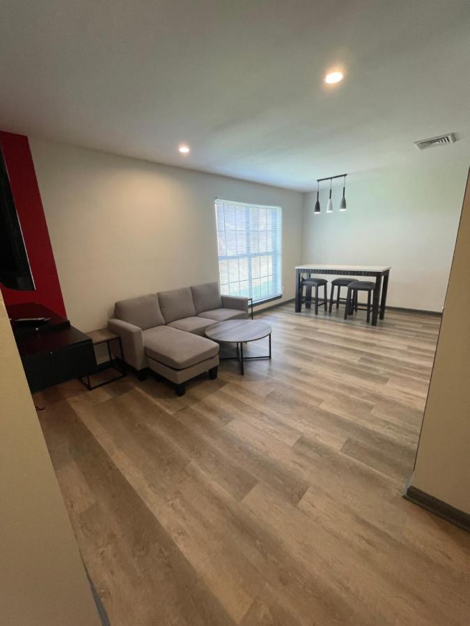 Ramada By Wyndham Studio Suites Dothan Exterior foto